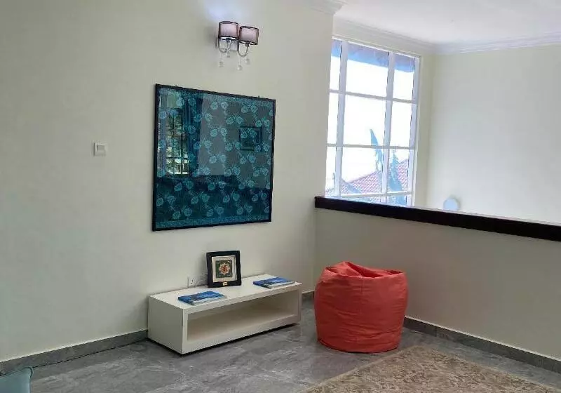 Aamiaismajoitus (B&B) Che Beach House