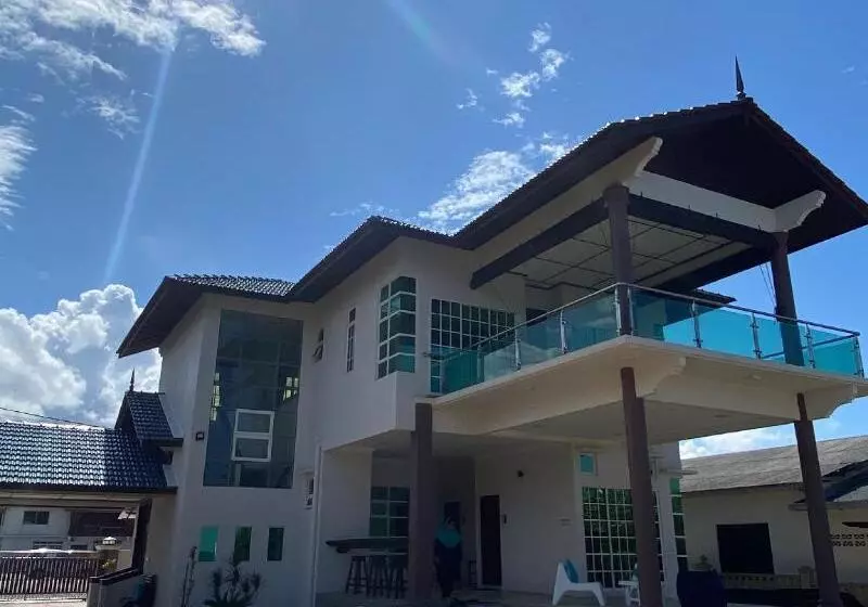 Aamiaismajoitus (B&B) Che Beach House