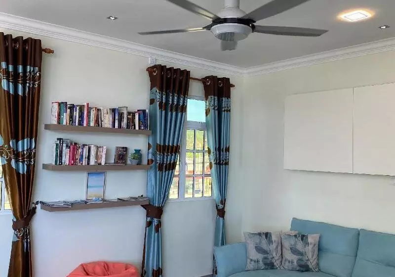 Aamiaismajoitus (B&B) Che Beach House