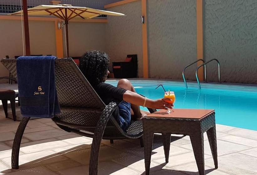 هتل Select Hôtel