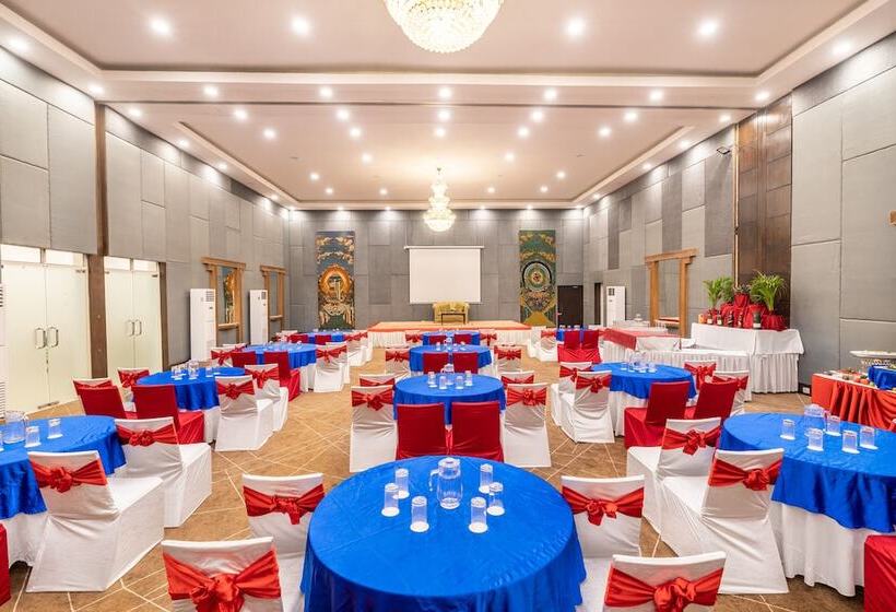 هتل Soaltee Westend Premier