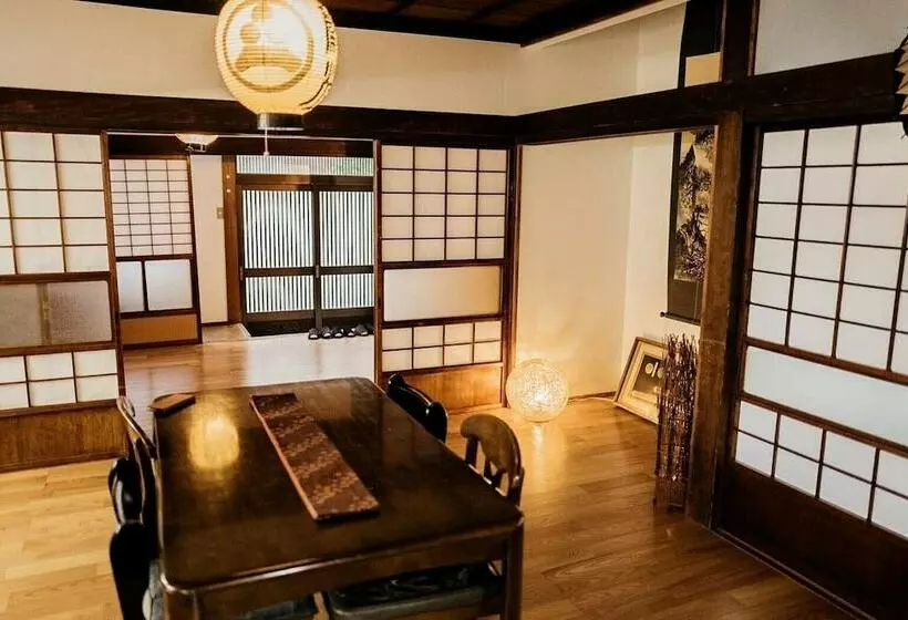 Majatalo Samurai Guest House