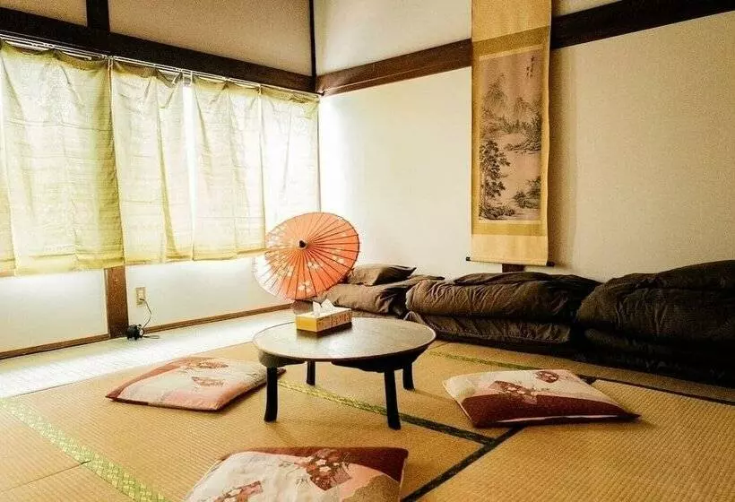 Majatalo Samurai Guest House