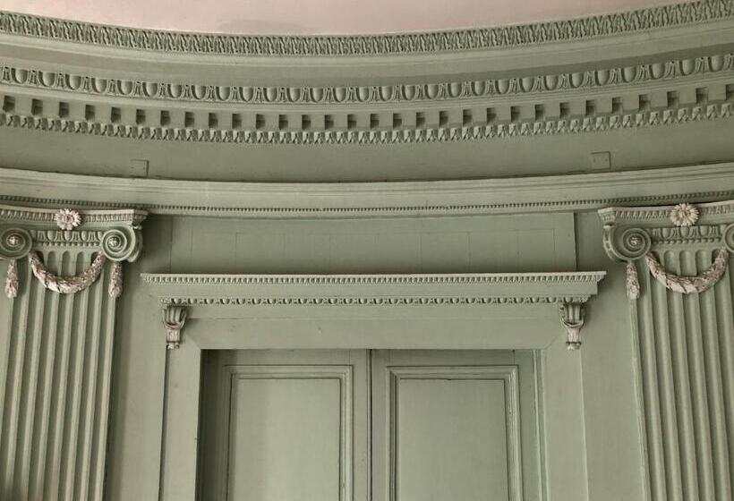 مبيت وإفطار Castel Saintleonard