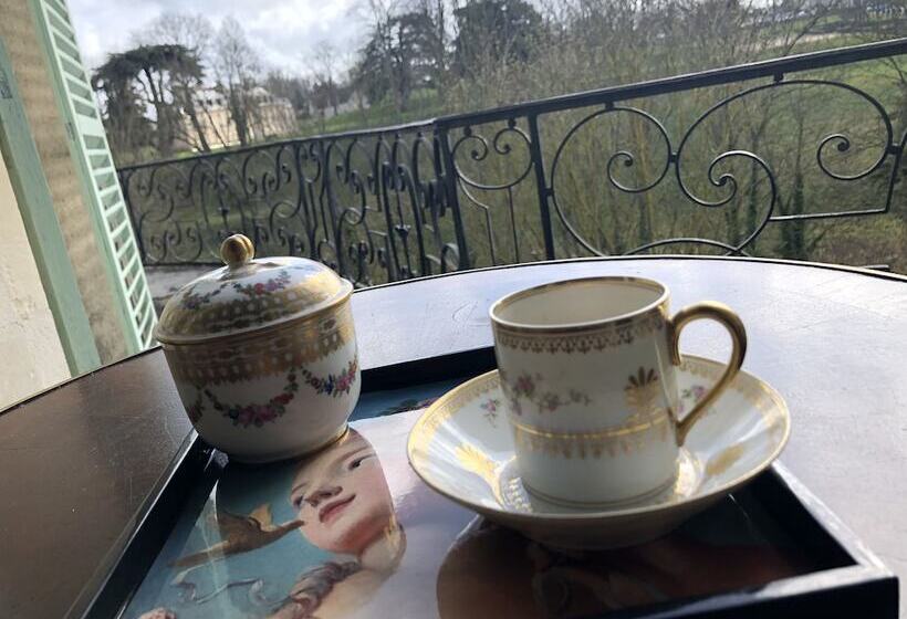 مبيت وإفطار Castel Saintleonard