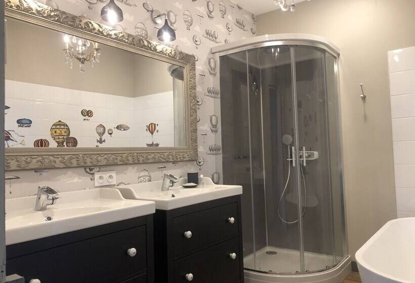 مبيت وإفطار Castel Saintleonard