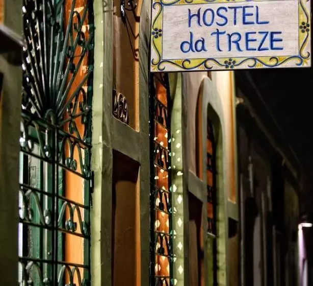 Hostel Da 13 E Suítes