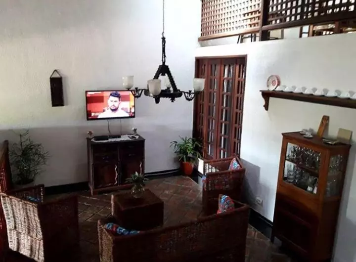 Hostel Da 13 E Suítes