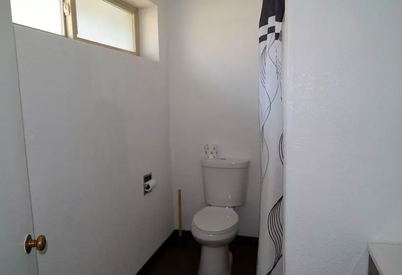 Hotelli River Park Inn