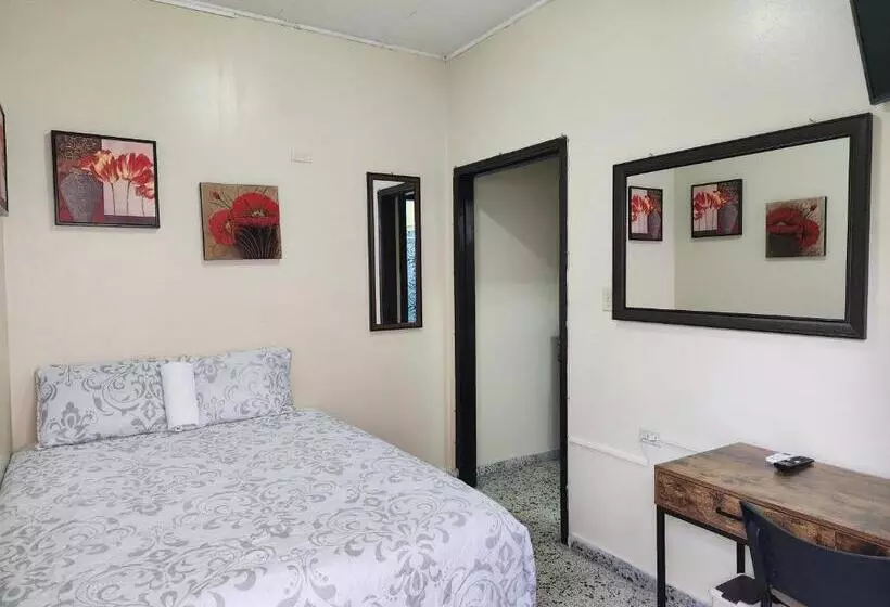 Retkeilymaja Casa Altamira