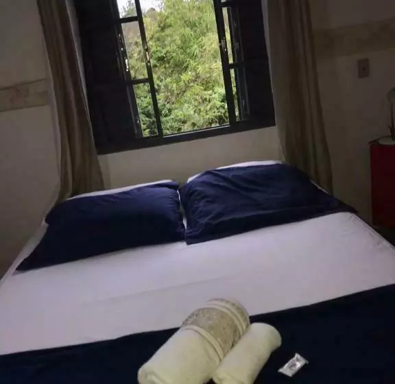 Retkeilymaja Pousada Sta Helena