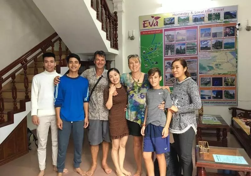 تختخواب و صبحانه Eva Homestay