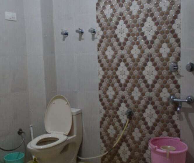 فندق Dharamkot Inn