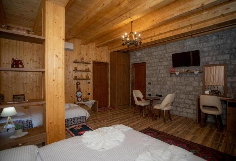 فندق Grandpa S House