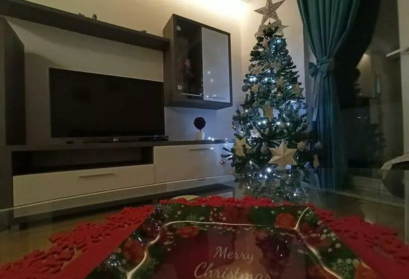 پانسیون Omega