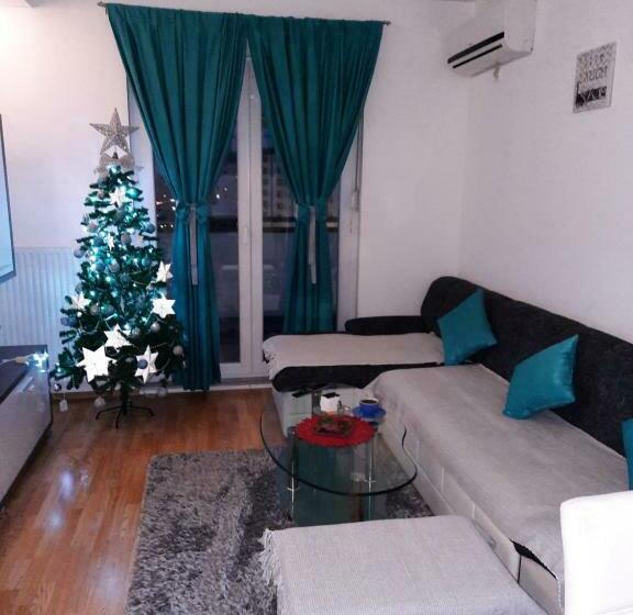 پانسیون Omega