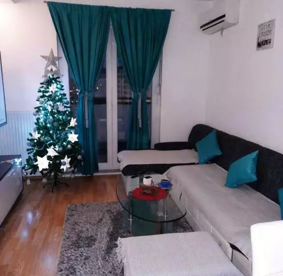 پانسیون Omega