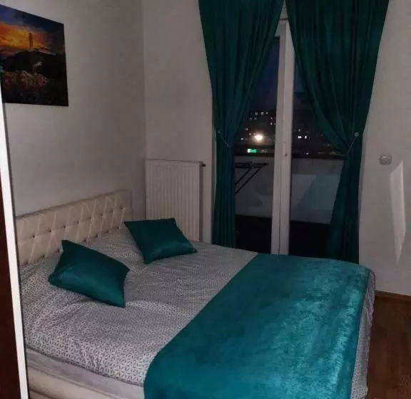 پانسیون Omega