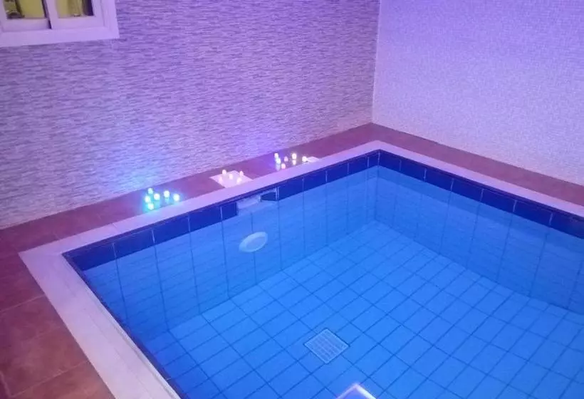 Al Worod Al Thahabia Chalets