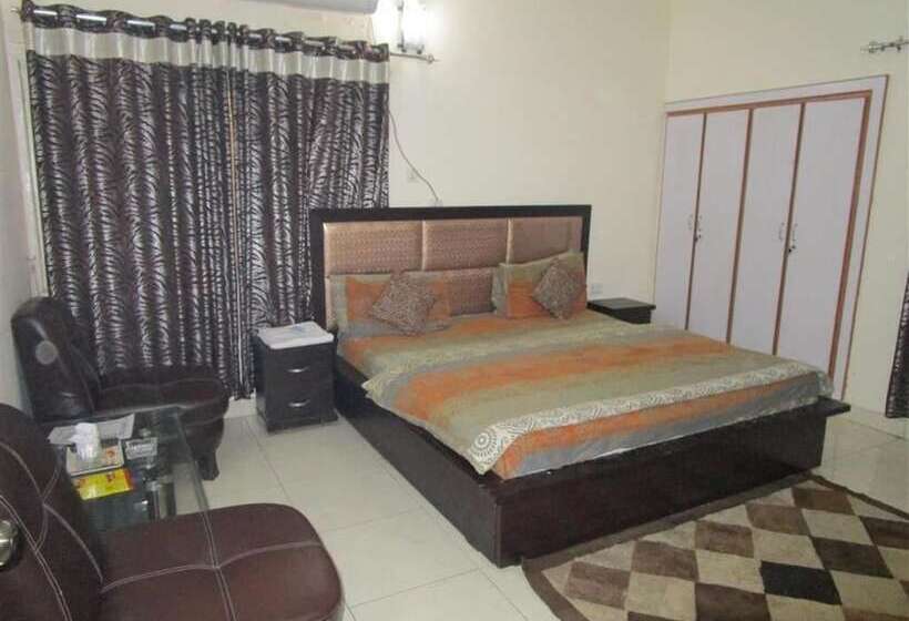 تختخواب و صبحانه Royal Fantasy