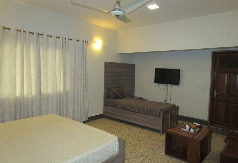 تختخواب و صبحانه Royal Fantasy