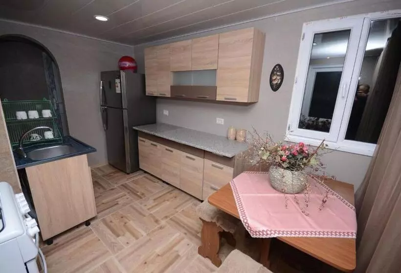 پانسیون Guest House Nike