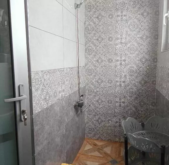 پانسیون Guest House Nike