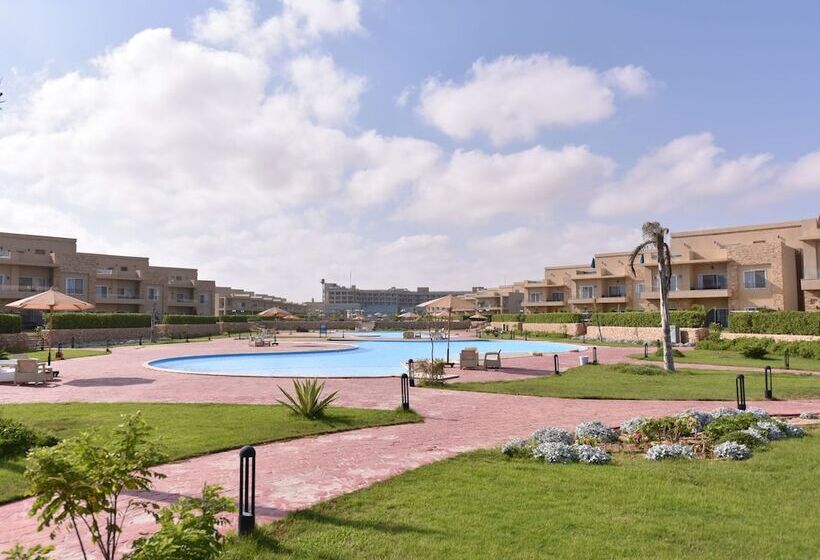 استراحتگاه Tolip North Coast