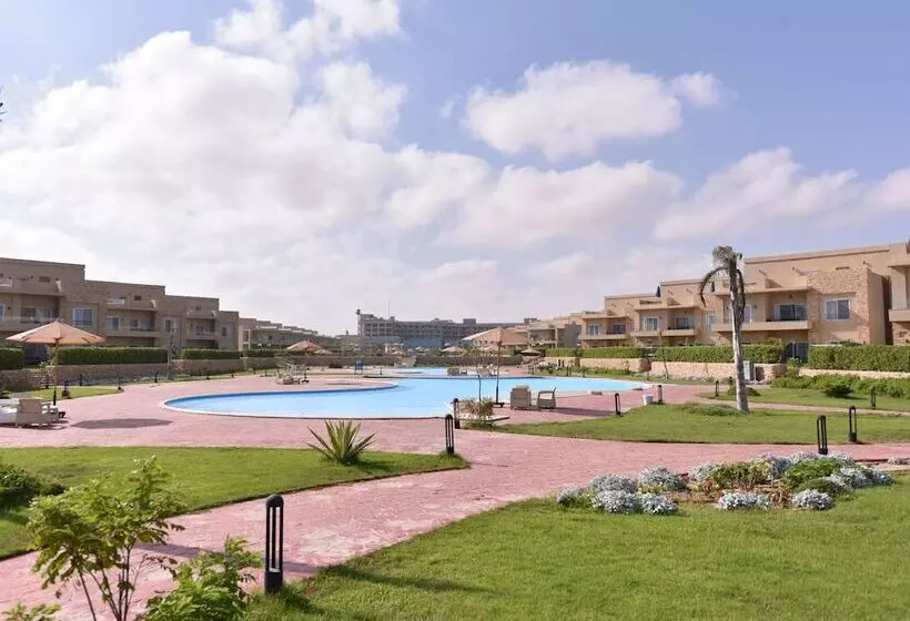 استراحتگاه Tolip North Coast