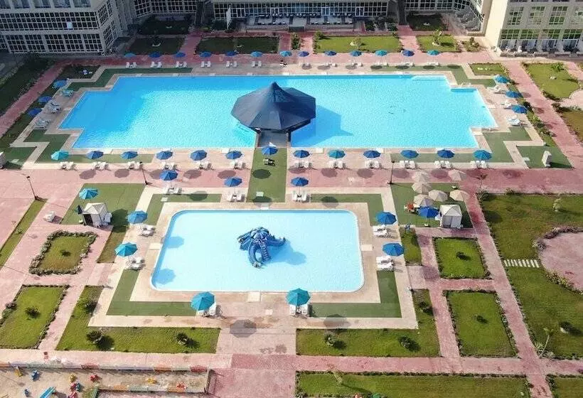 استراحتگاه Tolip North Coast