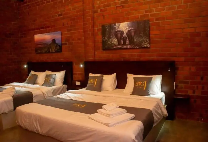 هتل Bigj Villas Nilaveli