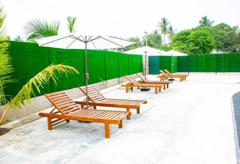 هتل Bigj Villas Nilaveli