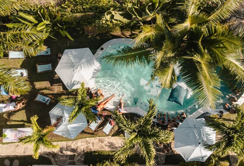 Clandestino Hostel Canggu