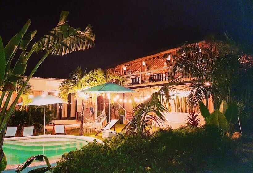 Clandestino Hostel Canggu