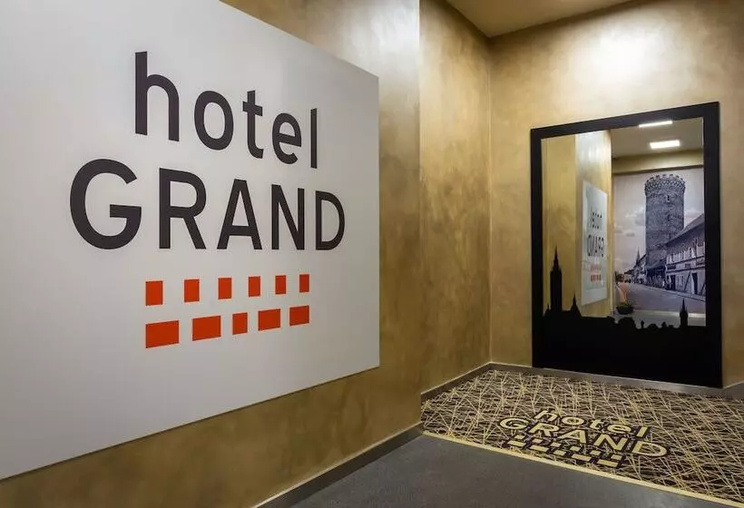 Hotelli Grand