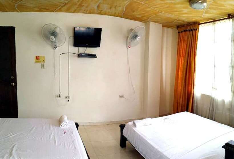 בית מלון כפרי Merkezi Saray