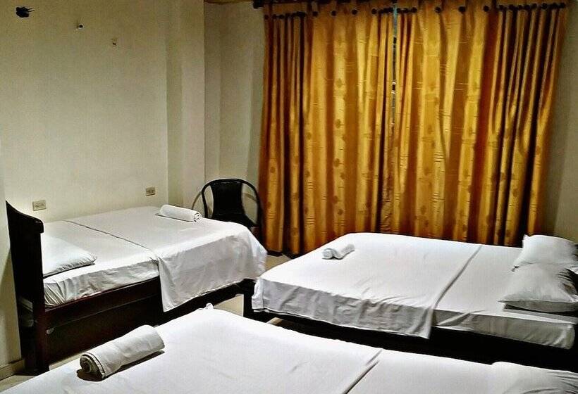 בית מלון כפרי Merkezi Saray