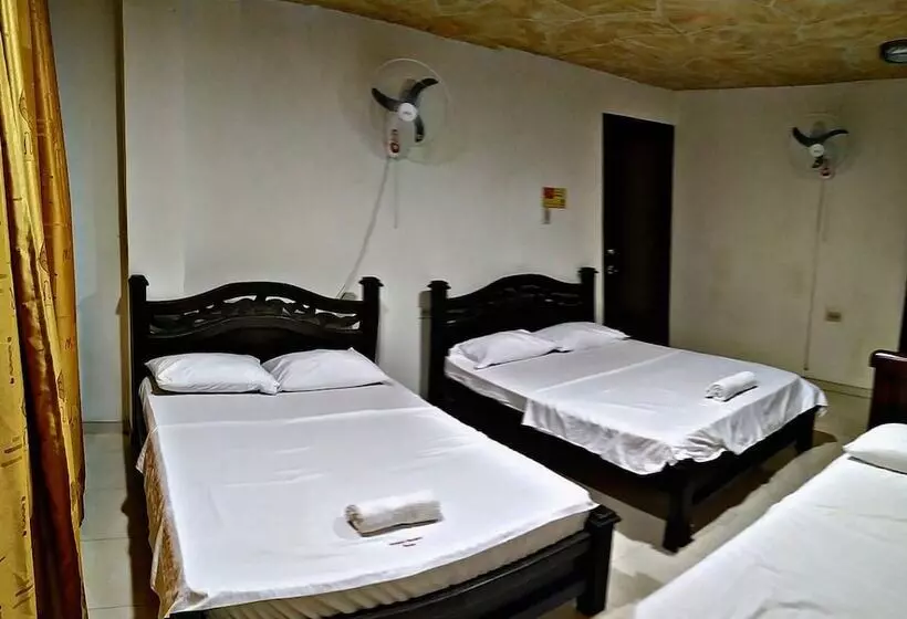 Hotelli Merkezi Saray