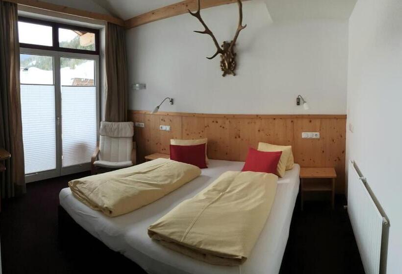 Alpenrose Hotel Garni