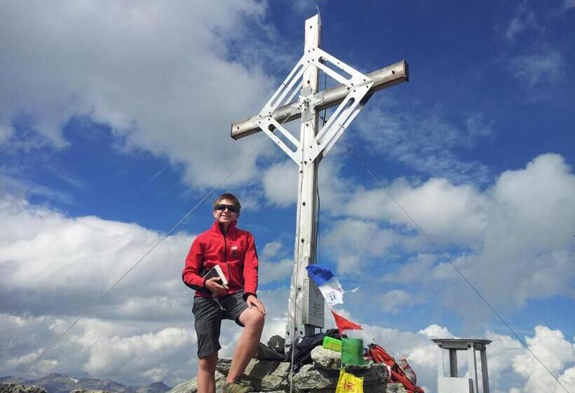 Alpenrose Hotel Garni