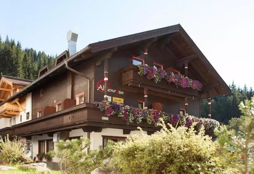 Alpenrose Hotel Garni