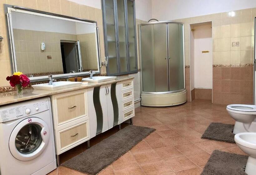 تختخواب و صبحانه Aparthotel In Alaverdi