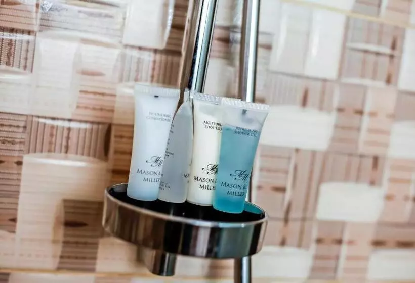 ホテル Jeyads Lodge