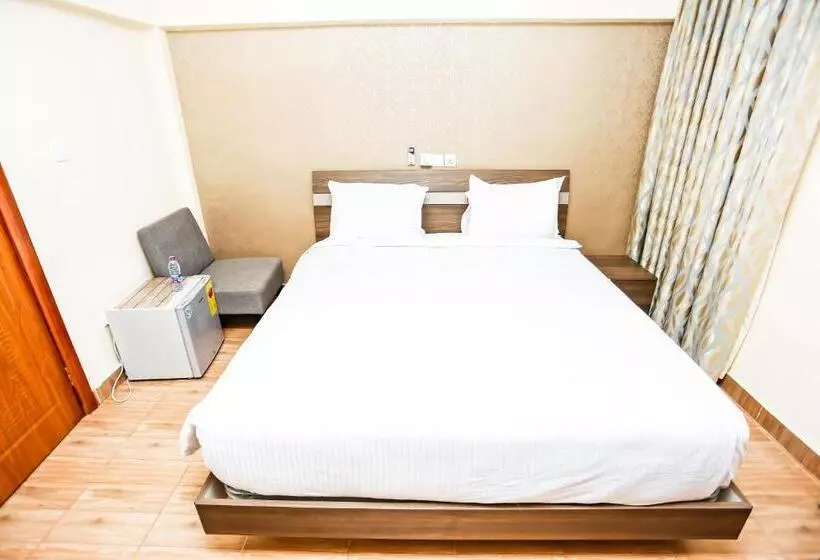 ホテル Jeyads Lodge