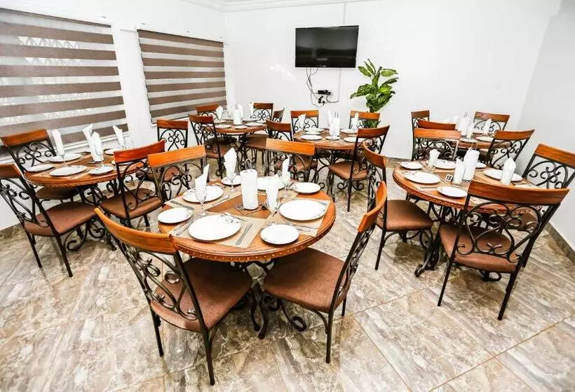 ホテル Jeyads Lodge