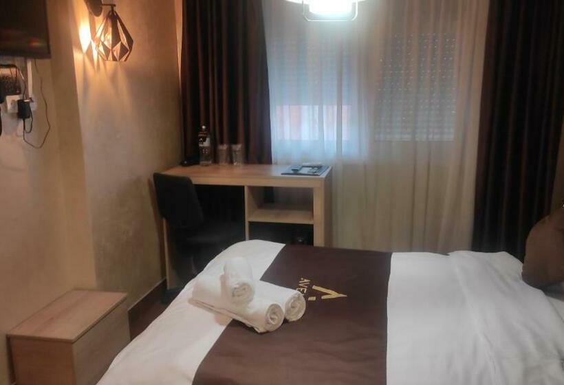 پانسیون Restaurant & Apartments & Rooms Avenia