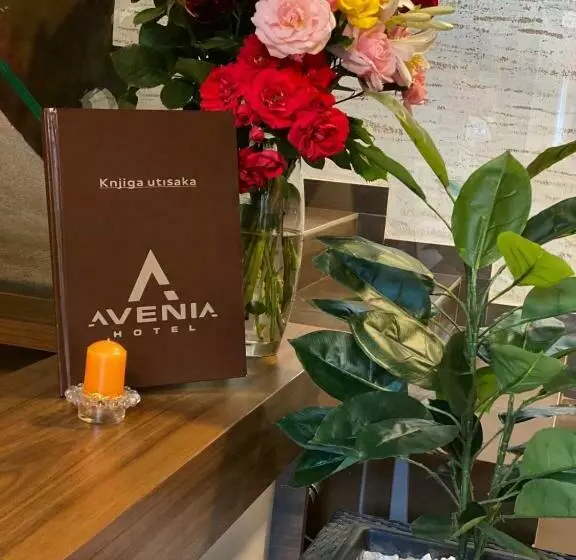پانسیون Restaurant & Apartments & Rooms Avenia