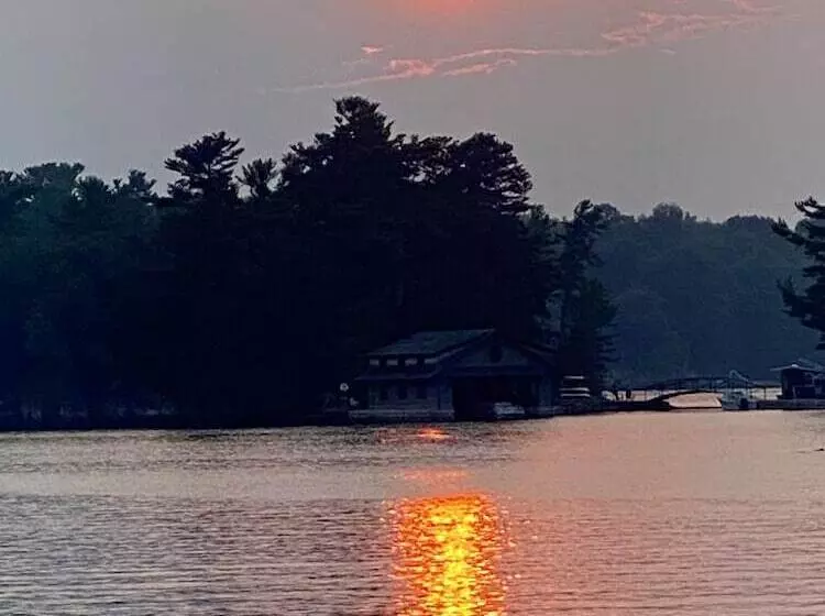 1000 Islands Bed And Breakfast The Bulloch House