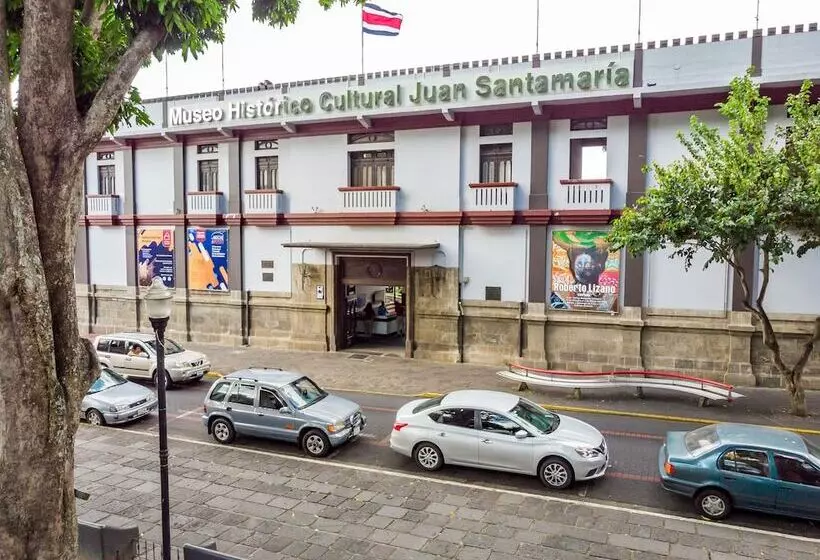 Alajuela City Hotel & Guest House