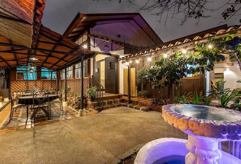 Alajuela City Hotel & Guest House